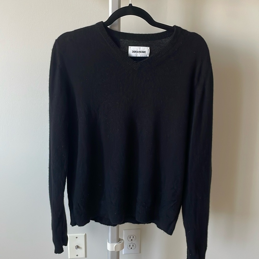 Zadig & Voltaire black cashmere v neck sweater, size M